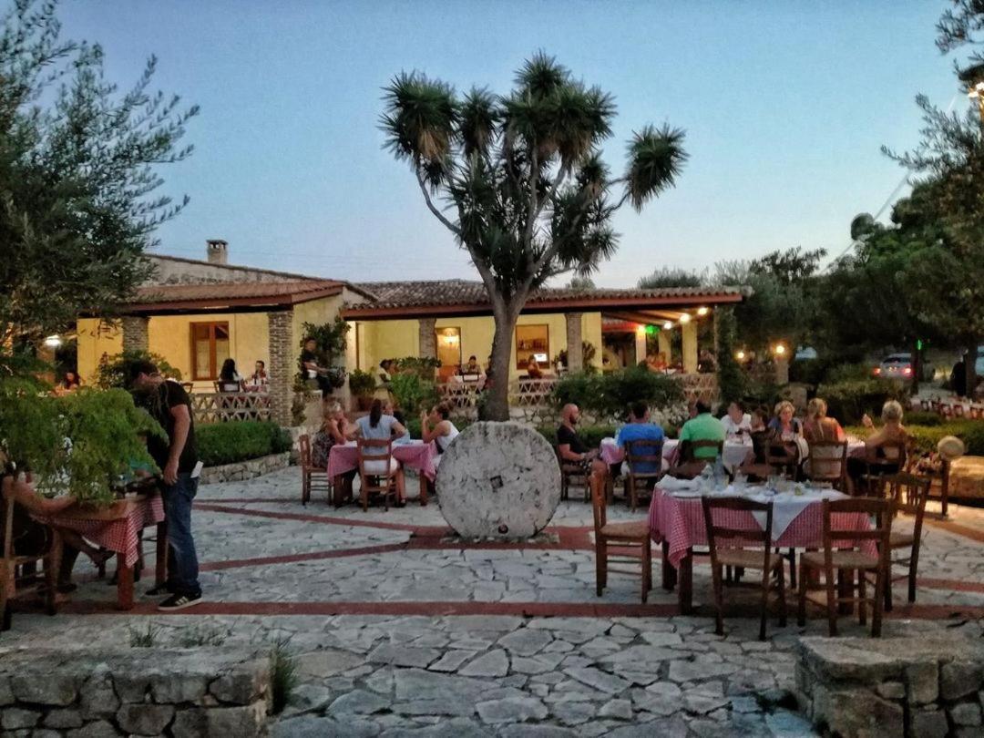 Aeolos Zante Villas With Heated Pool Vasilikí Esterno foto